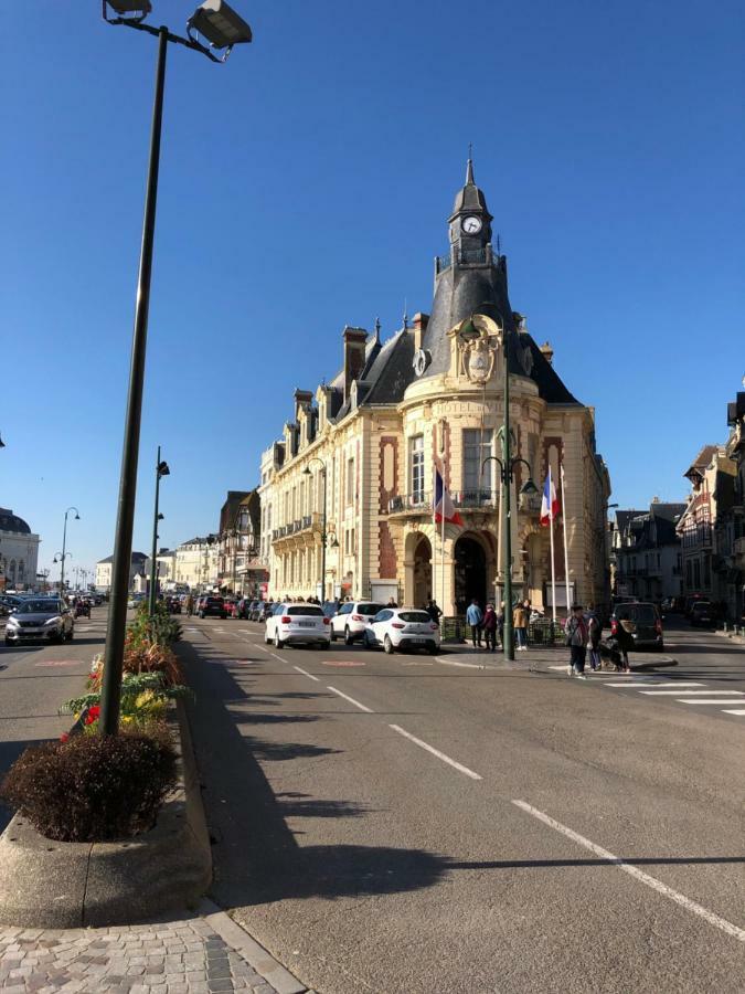 L'Etoile De Trouville Экстерьер фото